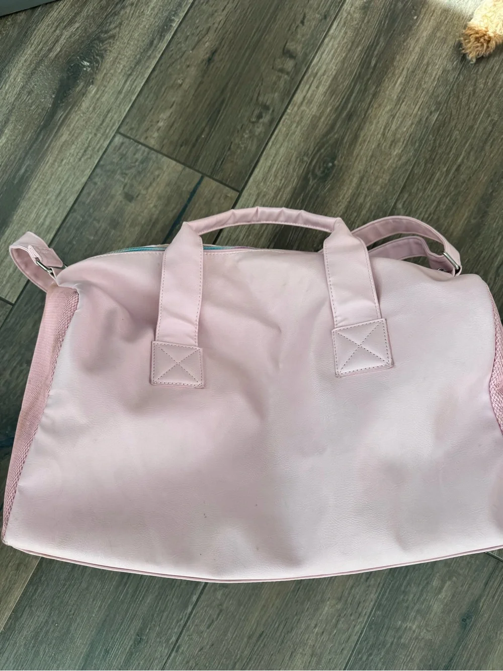 Omg Accessories sparkly pink